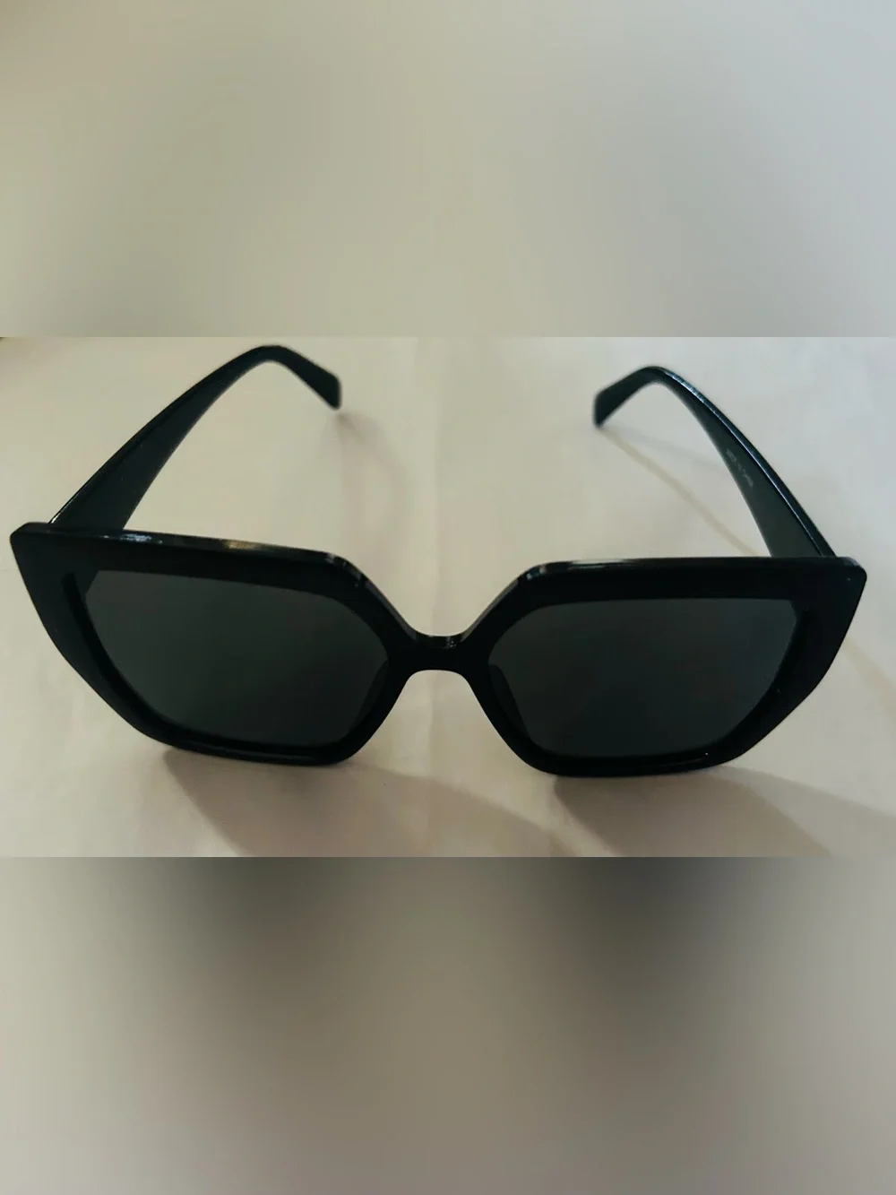 New Large Women’s Sunglasses Black Frames